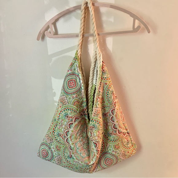 Reversible Crochet Bag - Picture 7 of 7